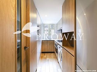 Mid Levels Central - St. Joan Court 07