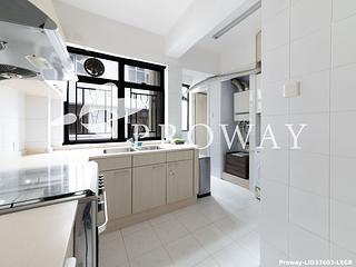 Mid Levels Central - 6B-6E, Bowen Road 11