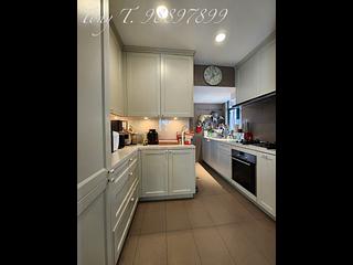 Mid Levels Central - Hillsborough Court Block 1 13