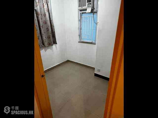 North Point - Siu Wah Building 04