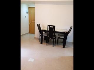 Shek Tong Tsui - Belcher Court 02