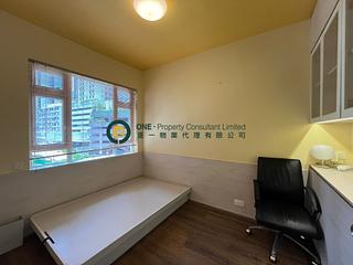 Mid Levels Central - Merry Court 11