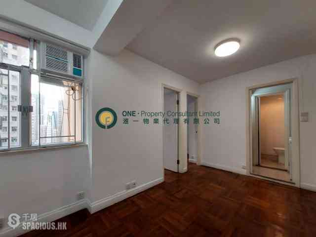 Sai Ying Pun - Fook Moon Building 01
