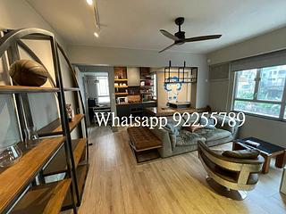 Sai Ying Pun - Yin Tak Building 02