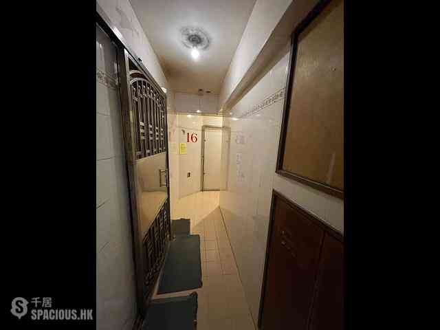 Mong Kok - Sun Ming Building 06