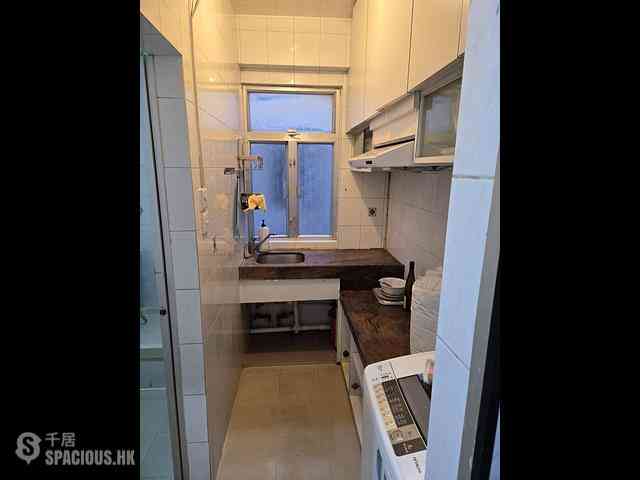 North Point - Kam Ping Mansion Block B 05