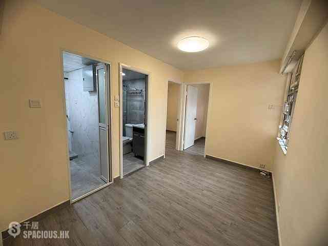 Sai Ying Pun - Cheong King Court 01