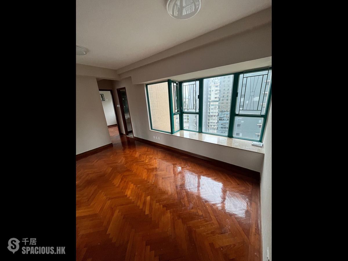 Causeway Bay - The Grandeur 01