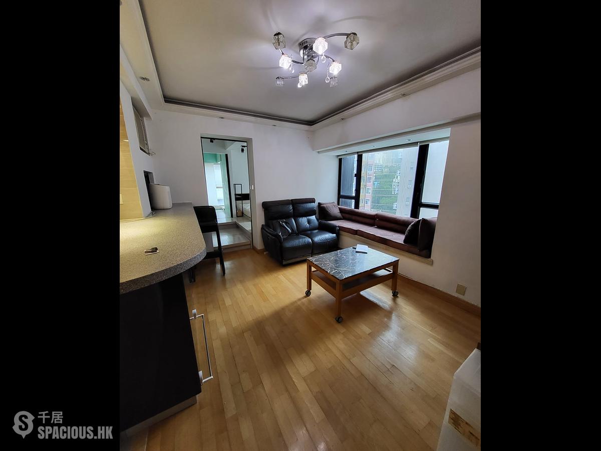 Wan Chai - Cathay Lodge 01