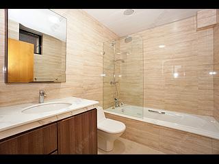 Repulse Bay - Ridge Court 07