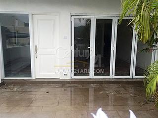 Chung Hom Kok - Jadebeach Villa 05
