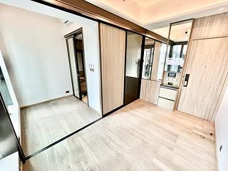 Sai Ying Pun - Two・Artlane 04