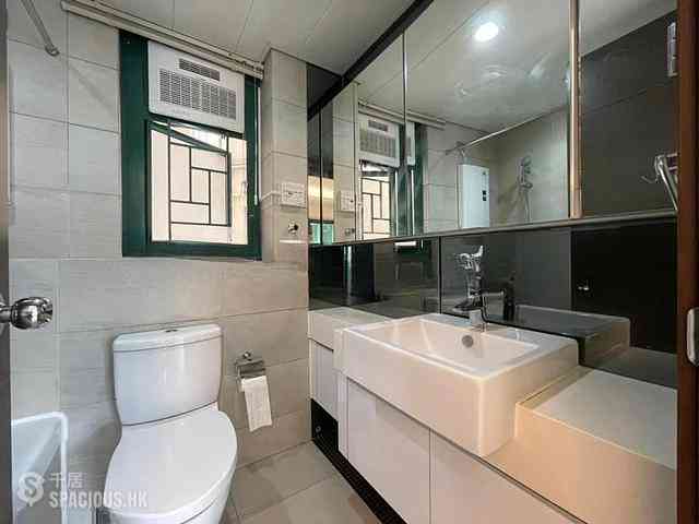 Sai Wan Ho - Grand Promenade Block 5 02