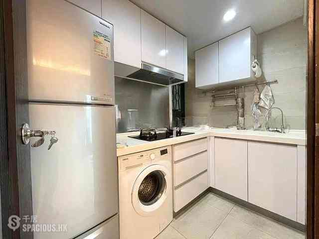 Sai Wan Ho - Grand Promenade Block 5 06