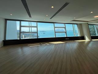 Repulse Bay - The Lily 17