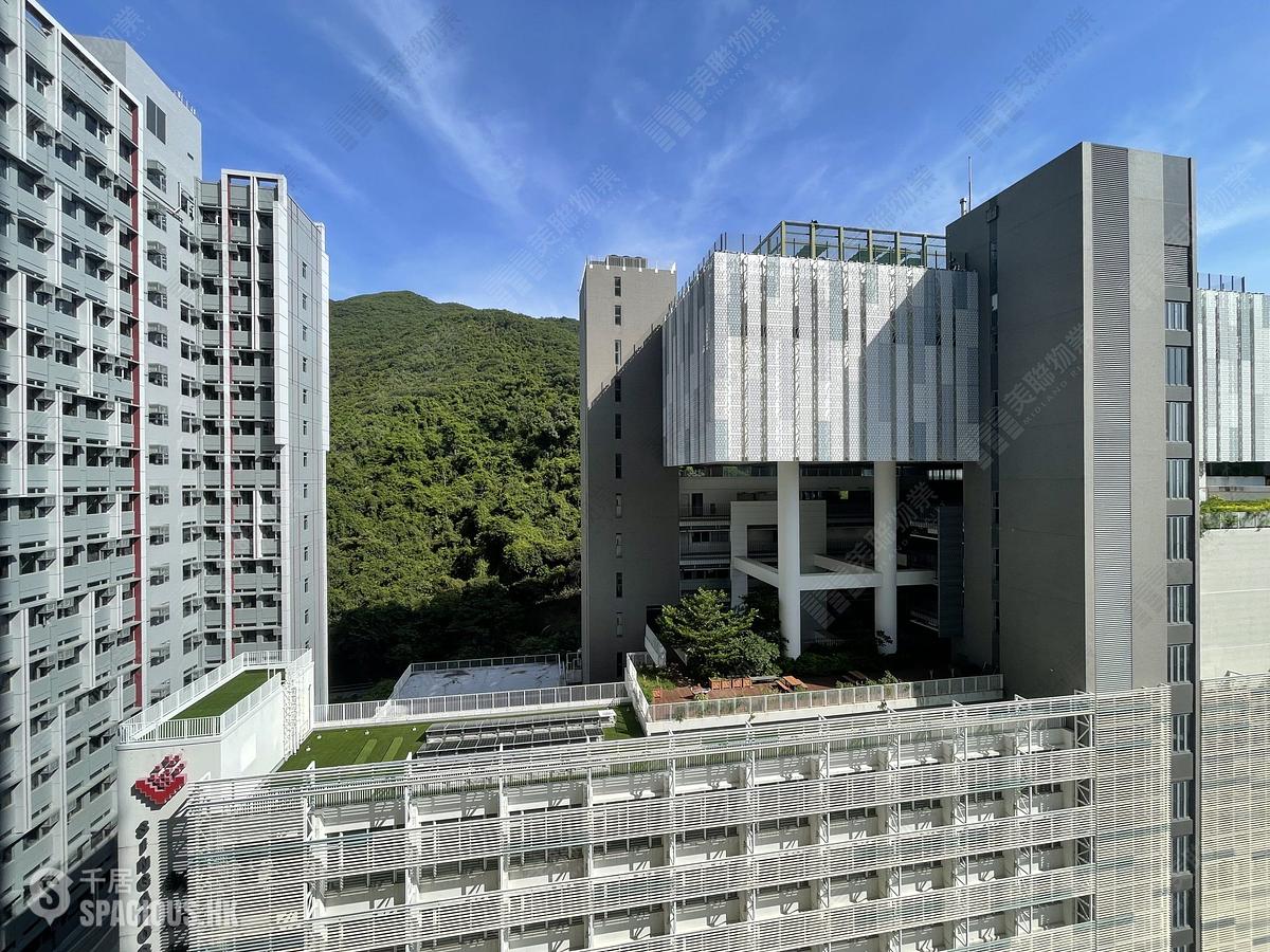 Wong Chuk Hang - The Southside Phase 1 Southland Tower 1A 01