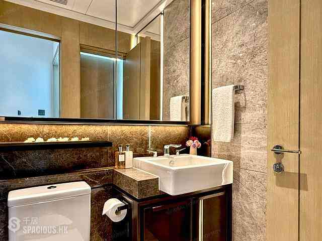North Point - Victoria Harbour Phase 2B-3 Tower 5 27