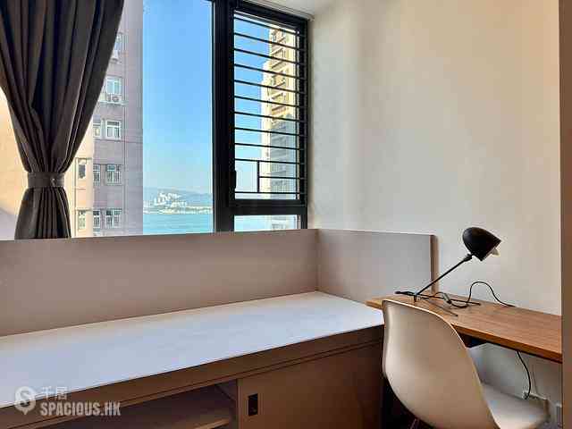 Kennedy Town - Ka On Building 09