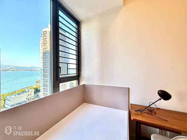Kennedy Town - Ka On Building 12