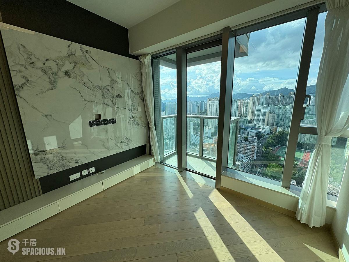 Kwun Tong - Grand Central 01
