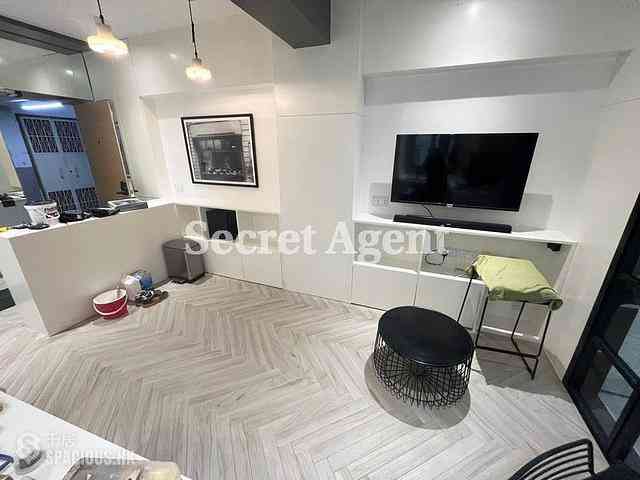 Sheung Wan - Winsome House 03