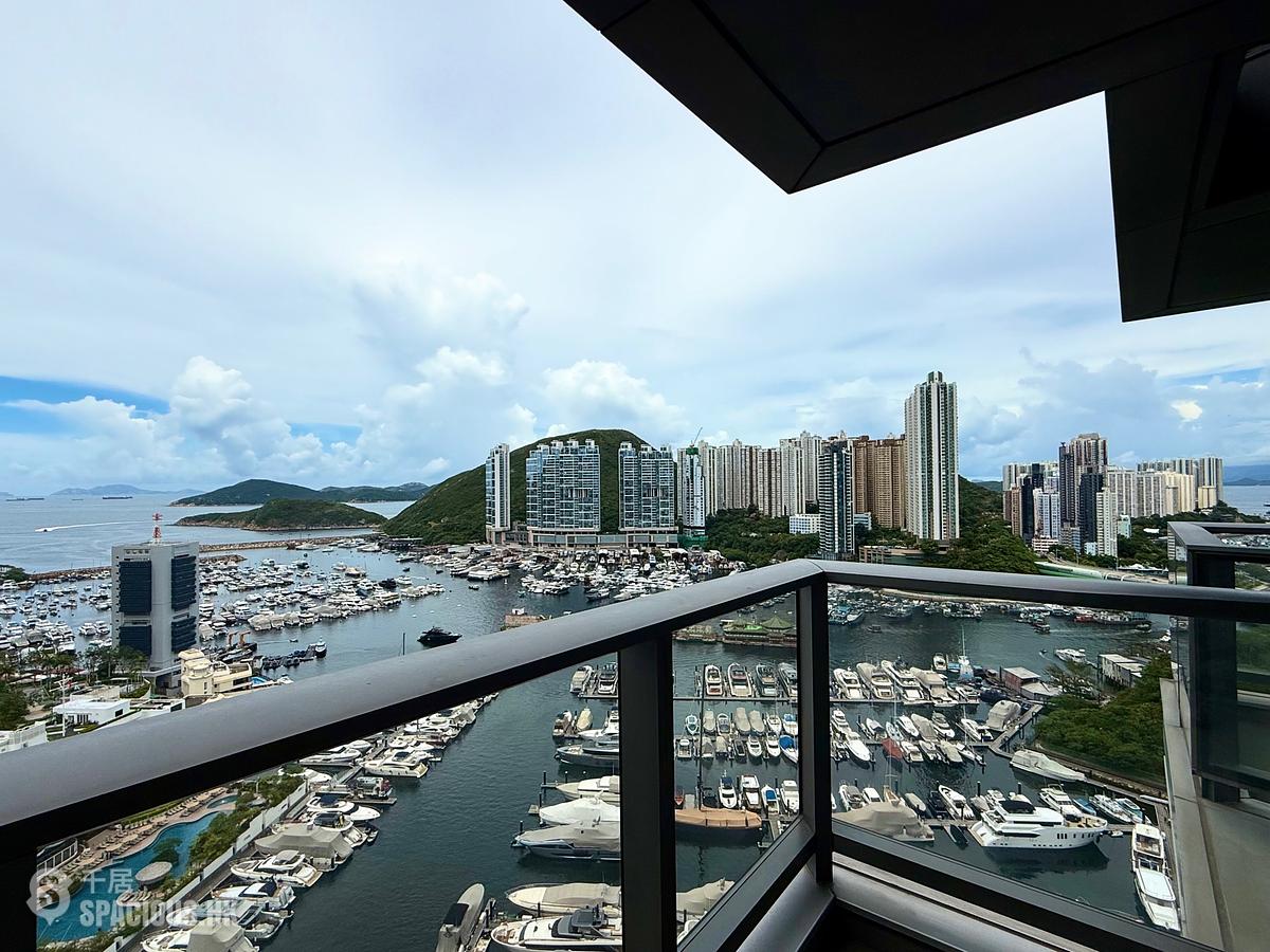 Wong Chuk Hang - Marinella Block 8 01