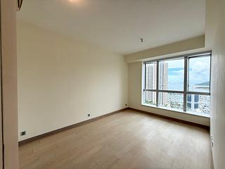 Wong Chuk Hang - Marinella Block 8 02