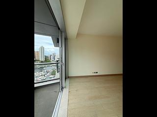Wong Chuk Hang - Marinella Block 8 10