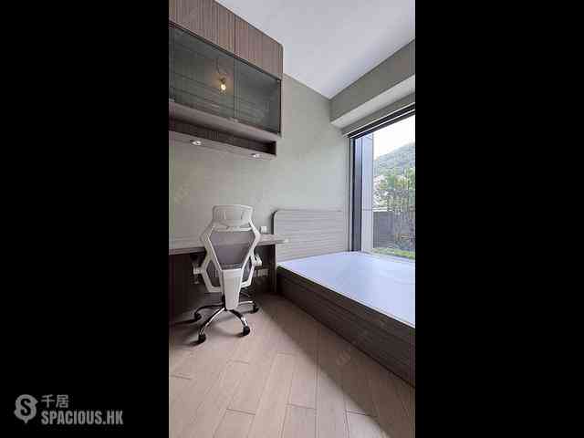 Shau Kei Wan - Lime Gala Block 1A 02