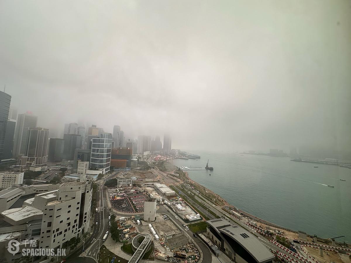 Wan Chai - Convention Plaza Apartments 01