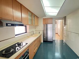 Mid Levels Central - Regal Crest 02