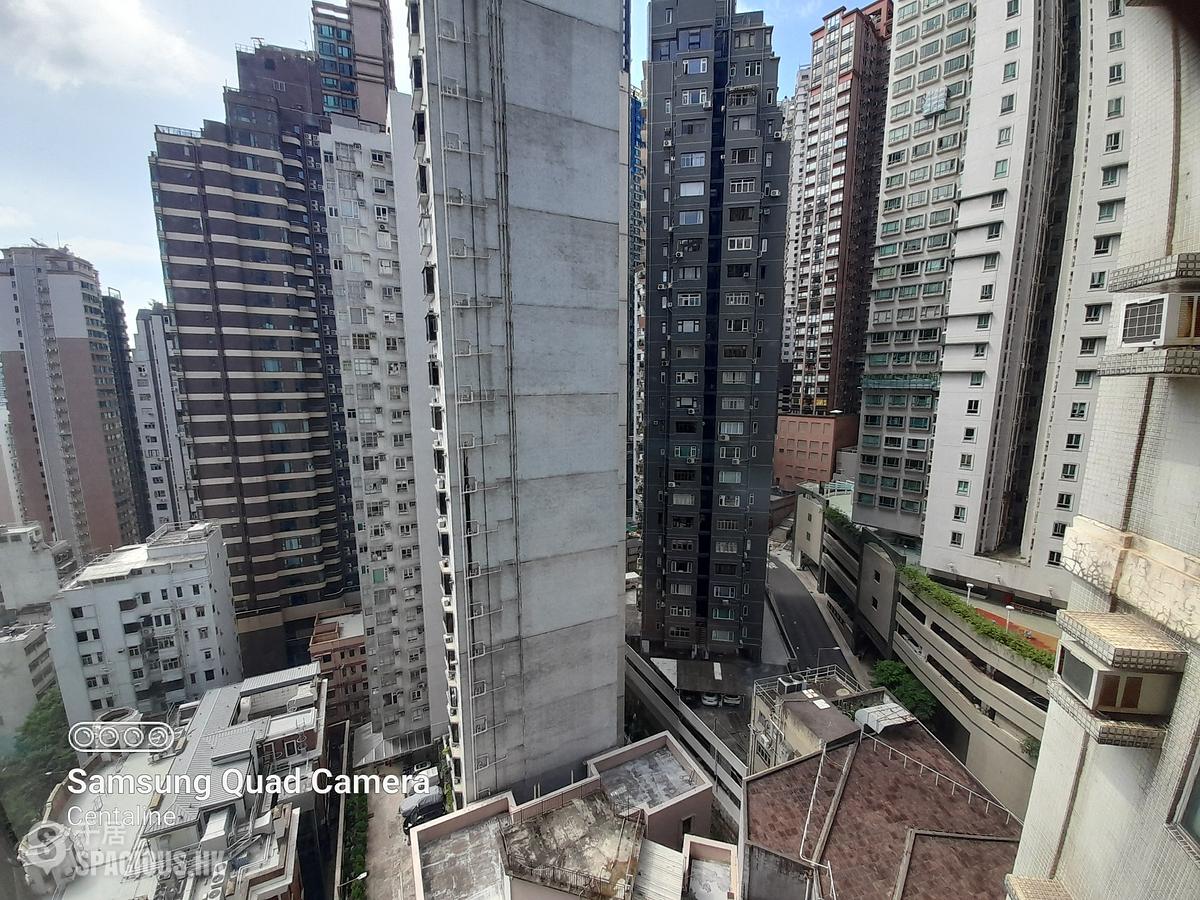 Mid Levels Central - Windsor Court 01