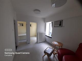 Mid Levels Central - Windsor Court 03