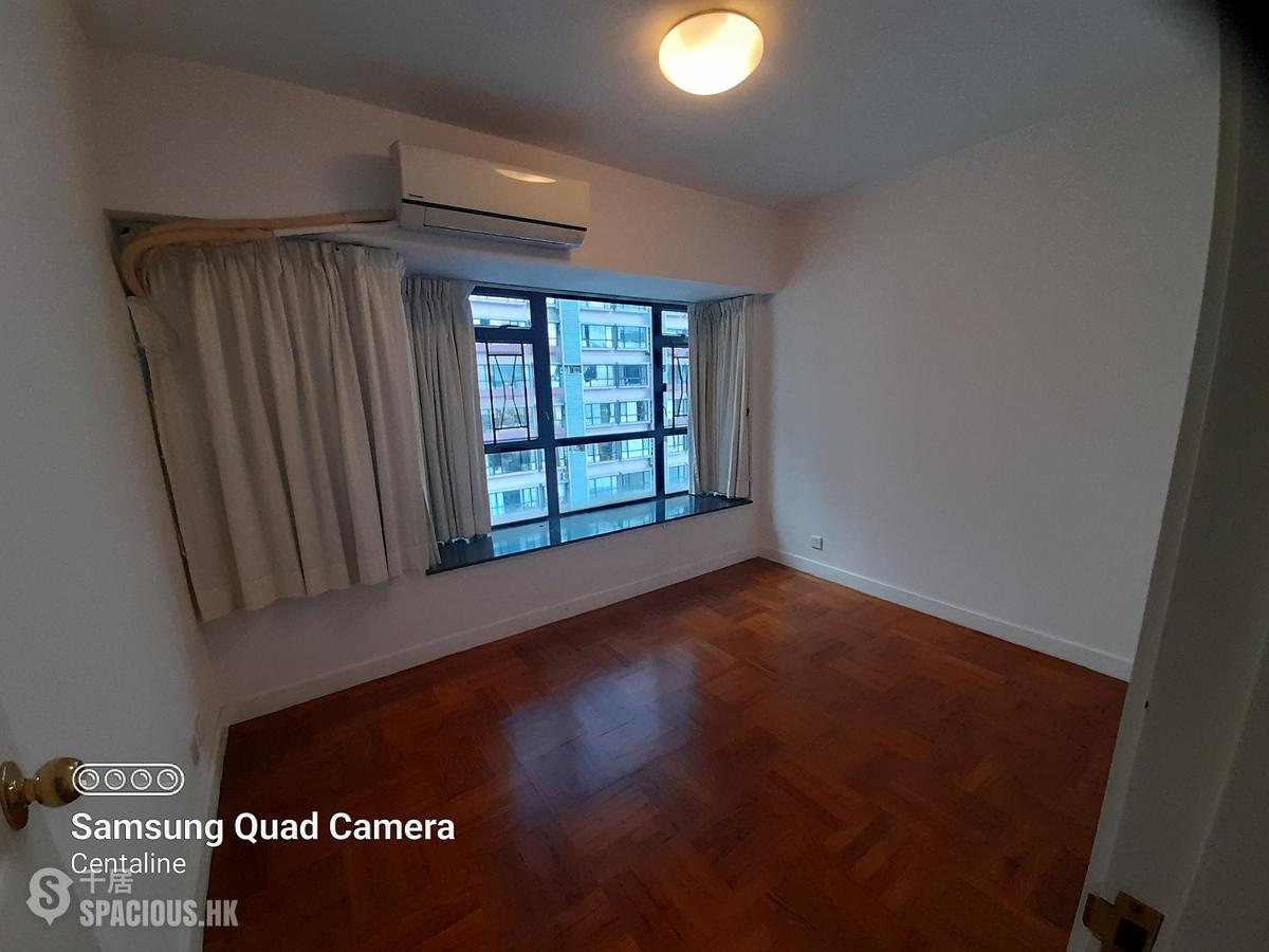 Mid Levels Central - The Grand Panorama Block 1 01