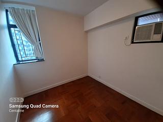 Mid Levels Central - The Grand Panorama Block 1 05