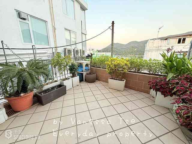 Clear Water Bay - Sheung Sze Wan 01