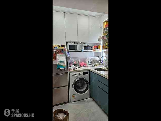 Wan Chai - Hay Wah Building Block B 05