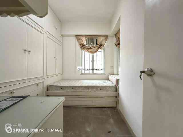 Happy Valley - Bonny View House 04