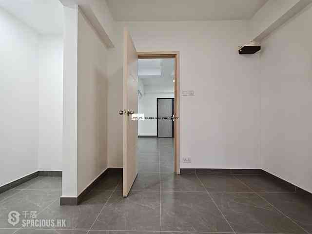 Wan Chai - Newman House 05