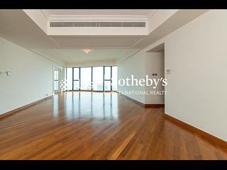 Mid Levels Central - The Harbourview 04