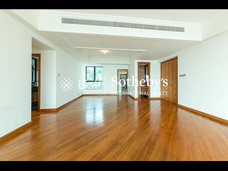 Mid Levels Central - The Harbourview 05
