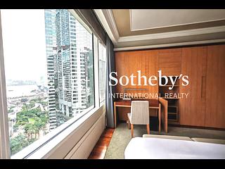 Admiralty - Pacific Place 12