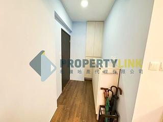 Mid Levels Central - Merry Court 03