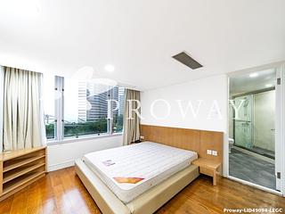Wan Chai - Convention Plaza Apartments 06