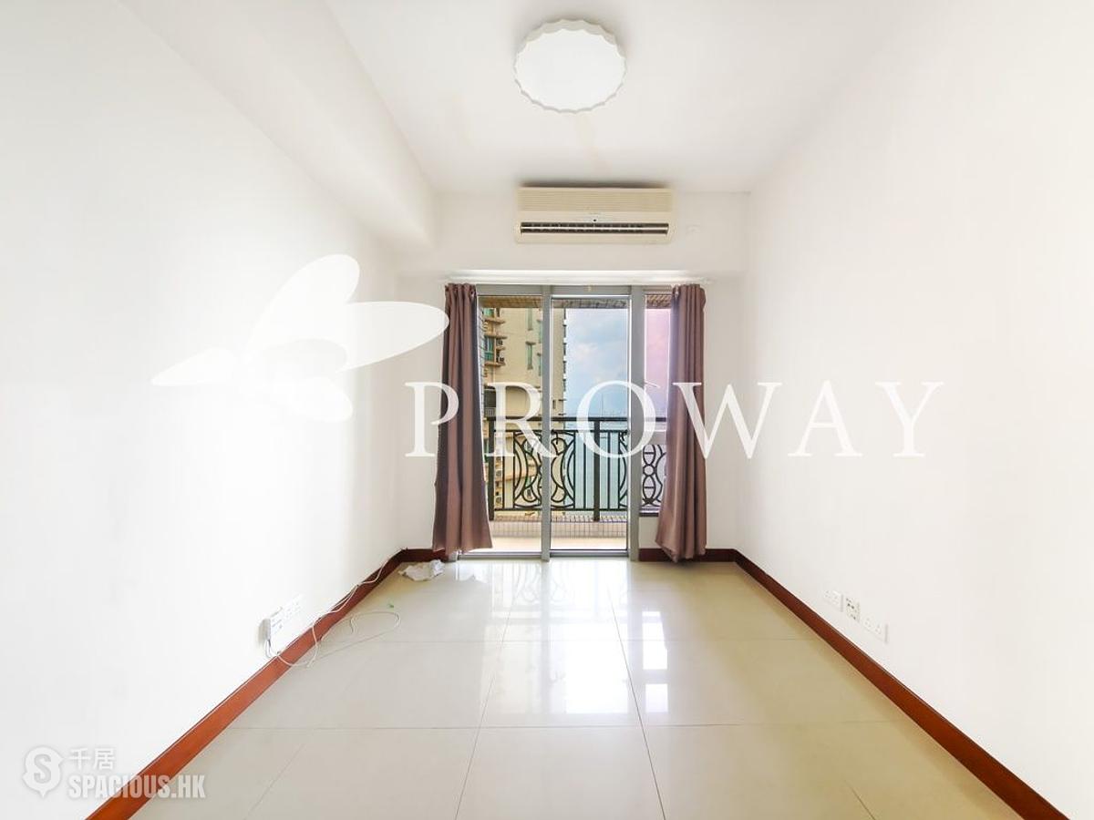 Kennedy Town - The Merton 01