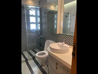 Mid Levels West - Realty Gardens Vienna Court (Block 5) 06
