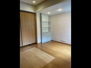 Mid Levels West - Realty Gardens Vienna Court (Block 5) 09