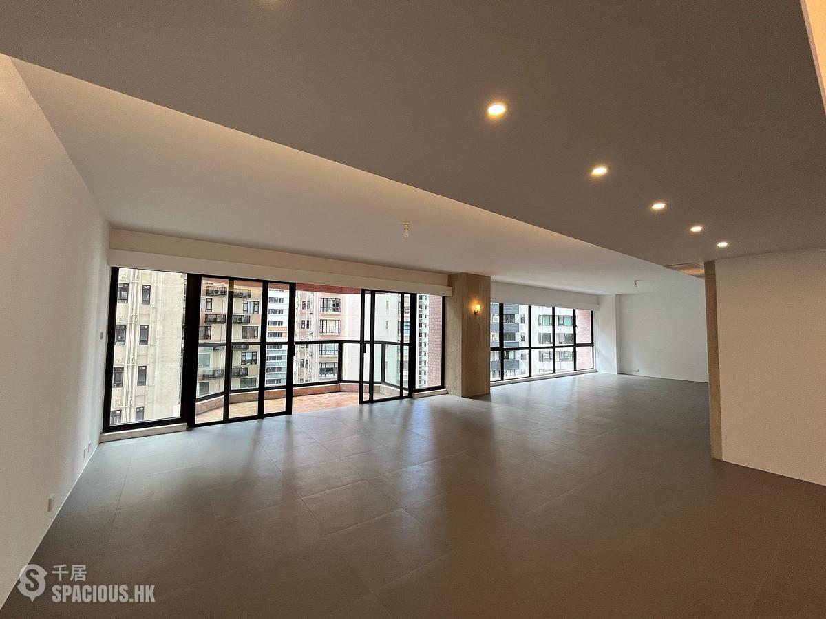 Mid Levels Central - Estoril Court 01