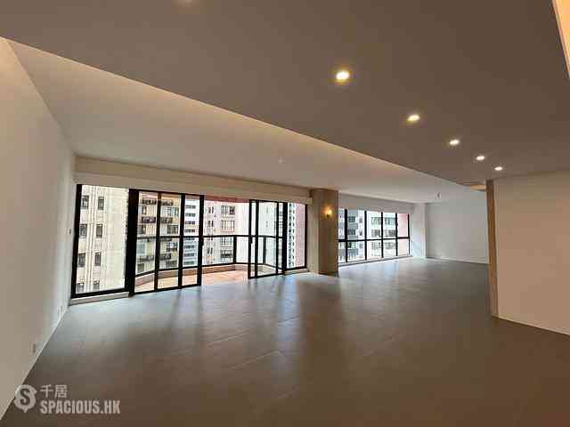 Mid Levels Central - Estoril Court 01