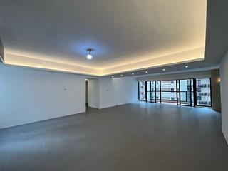 Mid Levels Central - Estoril Court 02